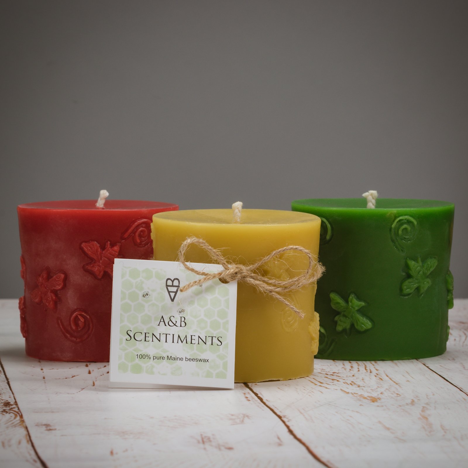 Pure Beeswax Bee Pattern Pillar Candle
